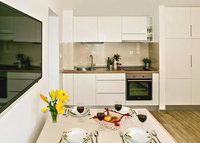 Nyaraló House Dunja